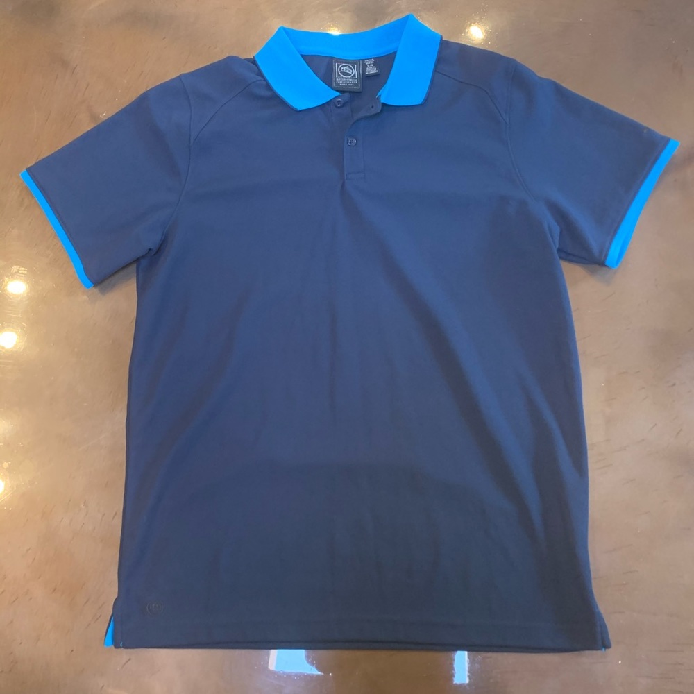 Storm tech men’s short sleeve shirt